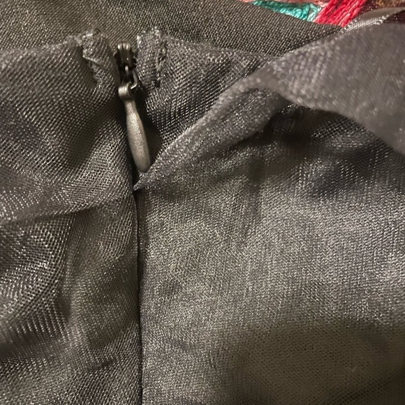 Elegant Romantic Strapless Tube Top Black Dress Mesh Floral Embroidery - Picture 5 of 9